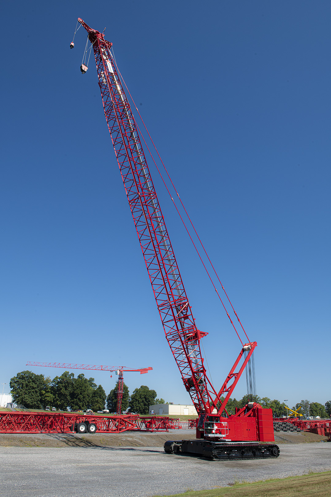 Manitowoc MLC250 crawler crane, 250 t lifting capacity