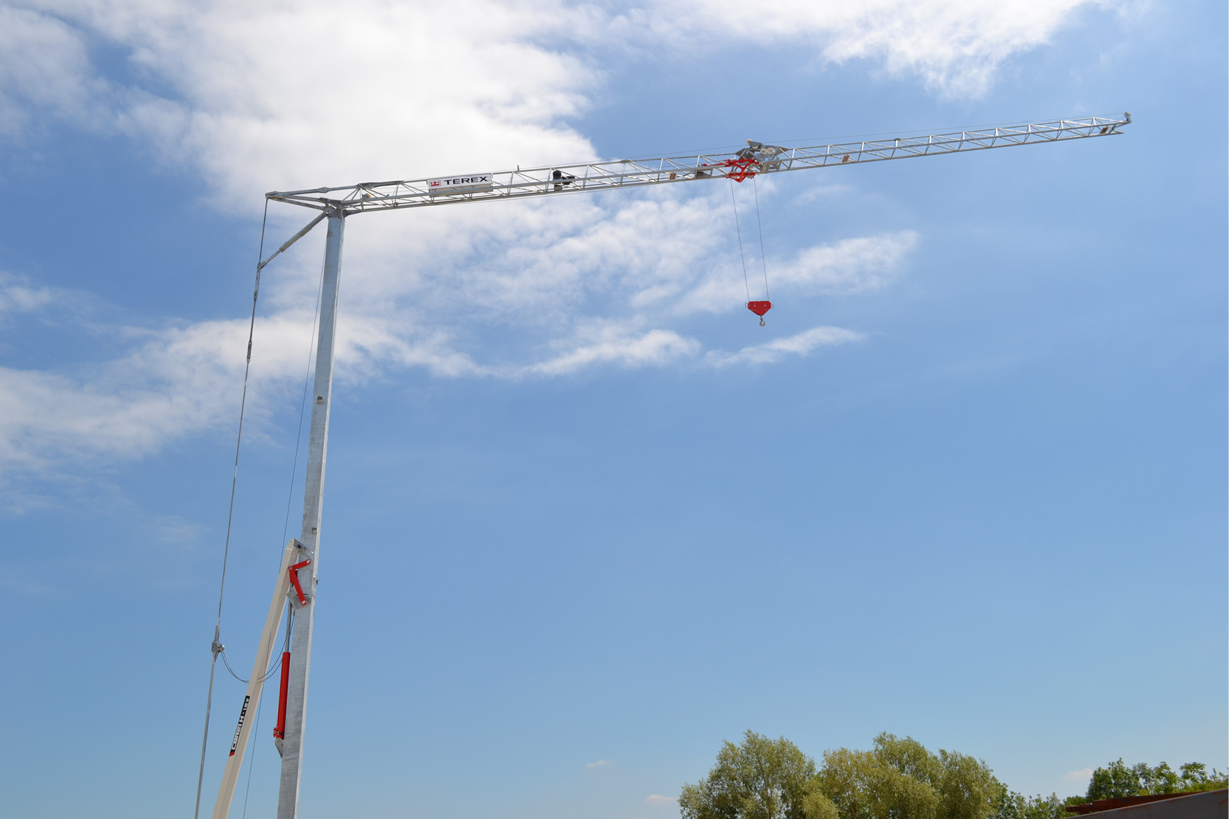 Raimondi CBR 21H tower crane, 1.6 t lifting capacity