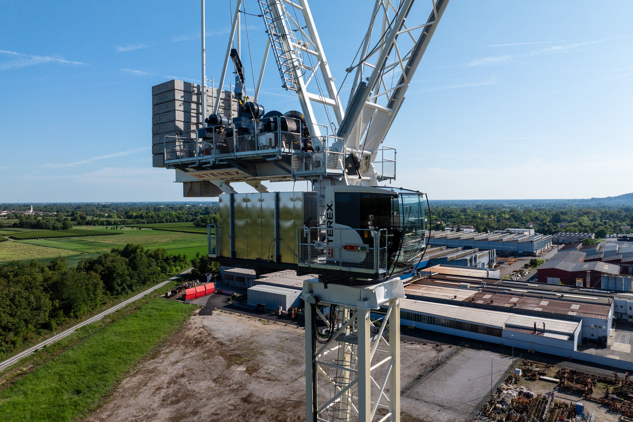 Raimondi CTL 702-32 tower crane, 32 t lifting capacity
