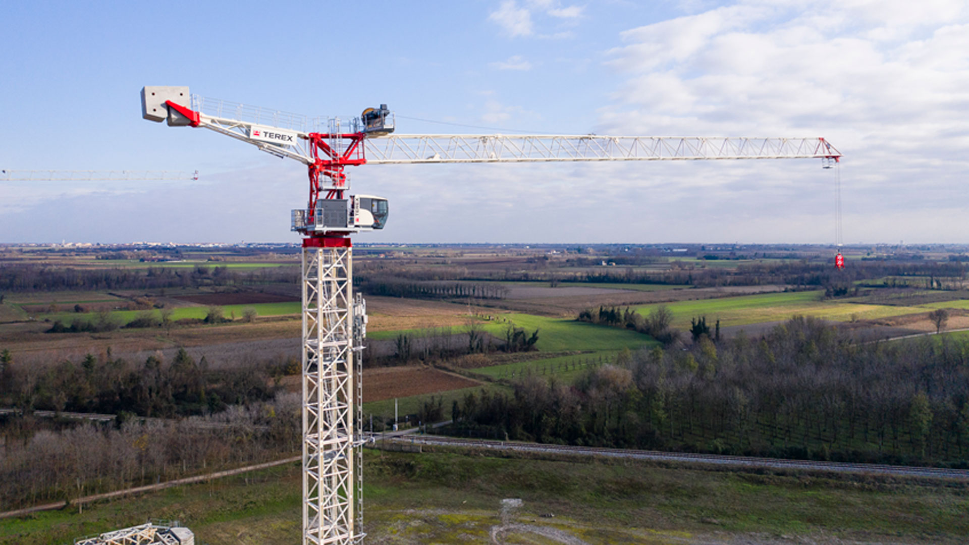 Raimondi CTLH 192-12 tower crane, 12 t lifting capacity